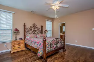 29742 Legends Green Dr, Spring, TX 77386 - Photo 10