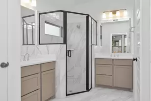 307 Eileen Dr, Rosenberg, TX 77471 - Photo 10