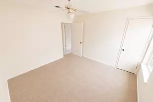 802 Seafoam Rd, Houston, TX 77062 - Photo 14