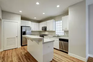 425 W 26th St, Houston, TX 77008 - Photo 6