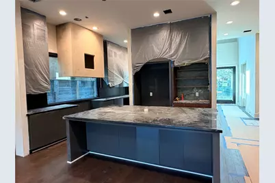 1523 Marshall Street, Houston, TX 77006 - Photo 2