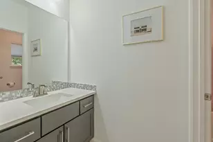 122 N Winter Sunrise Cir, The Woodlands, TX 77375 - Photo 34