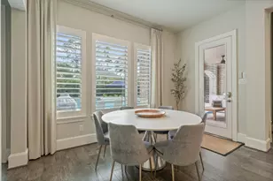 122 N Winter Sunrise Cir, The Woodlands, TX 77375 - Photo 16