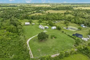 5806 S Hwy 35, Alvin, TX 77511 - Photo 2