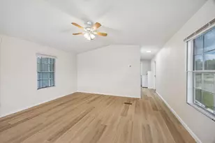 5806 S Hwy 35, Alvin, TX 77511 - Photo 16