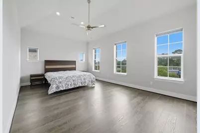 8612 Emnora Lane, Houston, TX 77080 - Photo 24