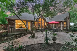 119 N Rambling Ridge Pl, The Woodlands, TX 77385 - Photo 2