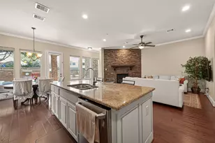 2029 Arrowood Glen Dr, Houston, TX 77077 - Photo 14