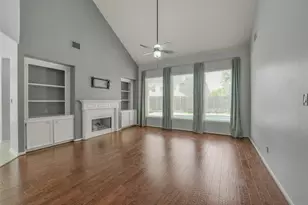 402 Sterling Heights Ln, Houston, TX 77094 - Photo 10