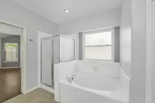 402 Sterling Heights Ln, Houston, TX 77094 - Photo 30