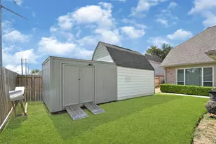 2205 W Van Trease Dr, Deer Park, TX 77536 - Photo 34