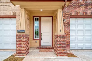 5530 Hirondel St, Houston, TX 77033 - Photo 2