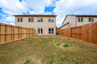 5530 Hirondel St #B, Houston, TX 77033 - Photo 28