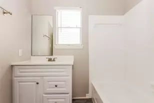 13830 Walnut Hollow Ln, Houston, TX 77082 - Photo 12