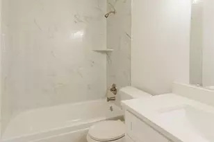1106 Twin Falls Rd, Houston, TX 77088 - Photo 12