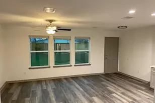 8113 Corinth St, Houston, TX 77051 - Photo 24