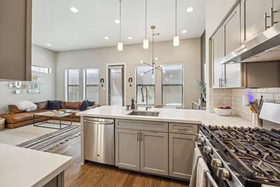 614 Thornton Road #D, Houston, TX 77018 - Photo 8
