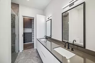 1711 Allen Pkwy, Houston, TX 77019 - Photo 8