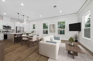 5807 Outer Banks St, Houston, TX 77091 - Photo 2