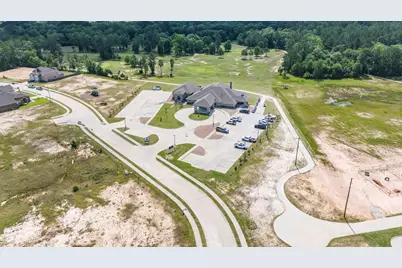 9931 Spring Creek Road, Cleveland, TX 77327 - Photo 14