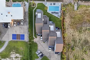 8111 Broadway St, Galveston, TX 77554 - Photo 44