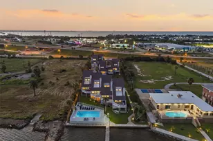 8111 Broadway St, Galveston, TX 77554 - Photo 40