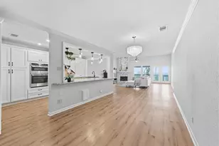 8111 Broadway St, Galveston, TX 77554 - Photo 8