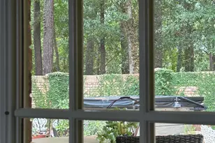 901 Longmire Rd, Conroe, TX 77304 - Photo 16