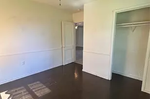 1102 W 10th St, Freeport, TX 77541 - Photo 8