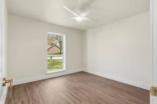 8203 Ivan Reid Dr, Houston, TX 77040 - Photo 18