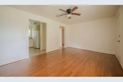 1005 Center Street, Wharton, TX 77488 - Photo 8