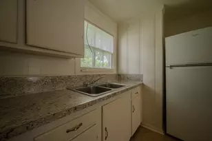 1005 Center St, Wharton, TX 77488 - Photo 14