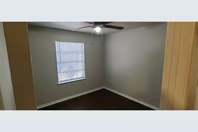 5615 Simsdale Street, Houston, TX 77033 - Photo 16