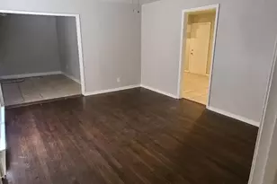 5615 Simsdale St, Houston, TX 77033 - Photo 4