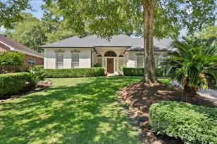 184 Springs Edge Dr, Conroe, TX 77356 - Photo 1
