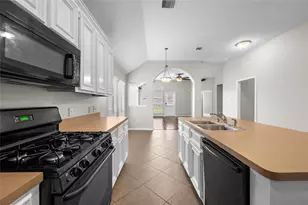 13134 Arden Ridge Ln, Houston, TX 77014 - Photo 10