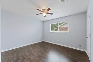 9639 Vogue Ln, Houston, TX 77080 - Photo 18
