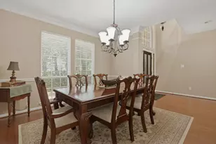 163 Bristol Bend Cir, The Woodlands, TX 77382 - Photo 8