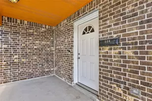 520 E Defee Ave, Baytown, TX 77520 - Photo 6