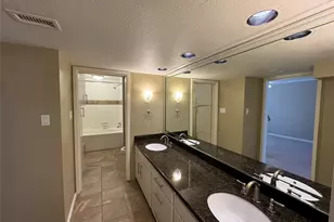 10220 Memorial Dr, Houston, TX 77024 - Photo 14