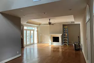 5511 Val Verde St, Houston, TX 77056 - Photo 4