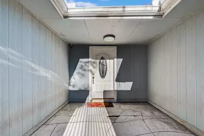 2410 Colonial Ridge Drive, Friendswood, TX 77546 - Photo 4