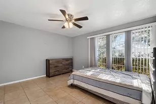 2410 Colonial Ridge Dr, Friendswood, TX 77546 - Photo 26