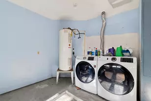 2410 Colonial Ridge Dr, Friendswood, TX 77546 - Photo 18