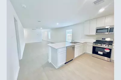 1379 Diamond Carnation Drive, Conroe, TX 77301 - Photo 10