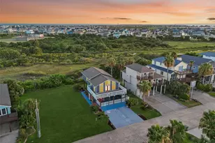 22513 Bay Point Dr, Galveston, TX 77554 - Photo 18