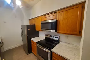 17473 Red Oak Dr, Houston, TX 77090 - Photo 10