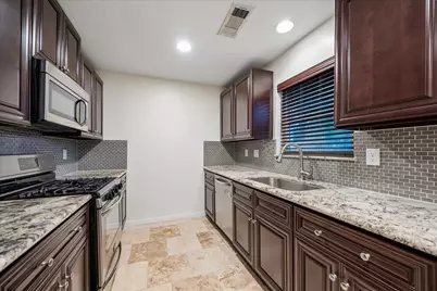 9242 Blankenship Drive, Houston, TX 77080 - Photo 14
