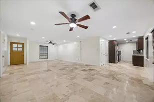 9242 Blankenship Dr, Houston, TX 77080 - Photo 2