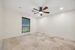 9242 Blankenship Dr, Houston, TX 77080 - Photo 12